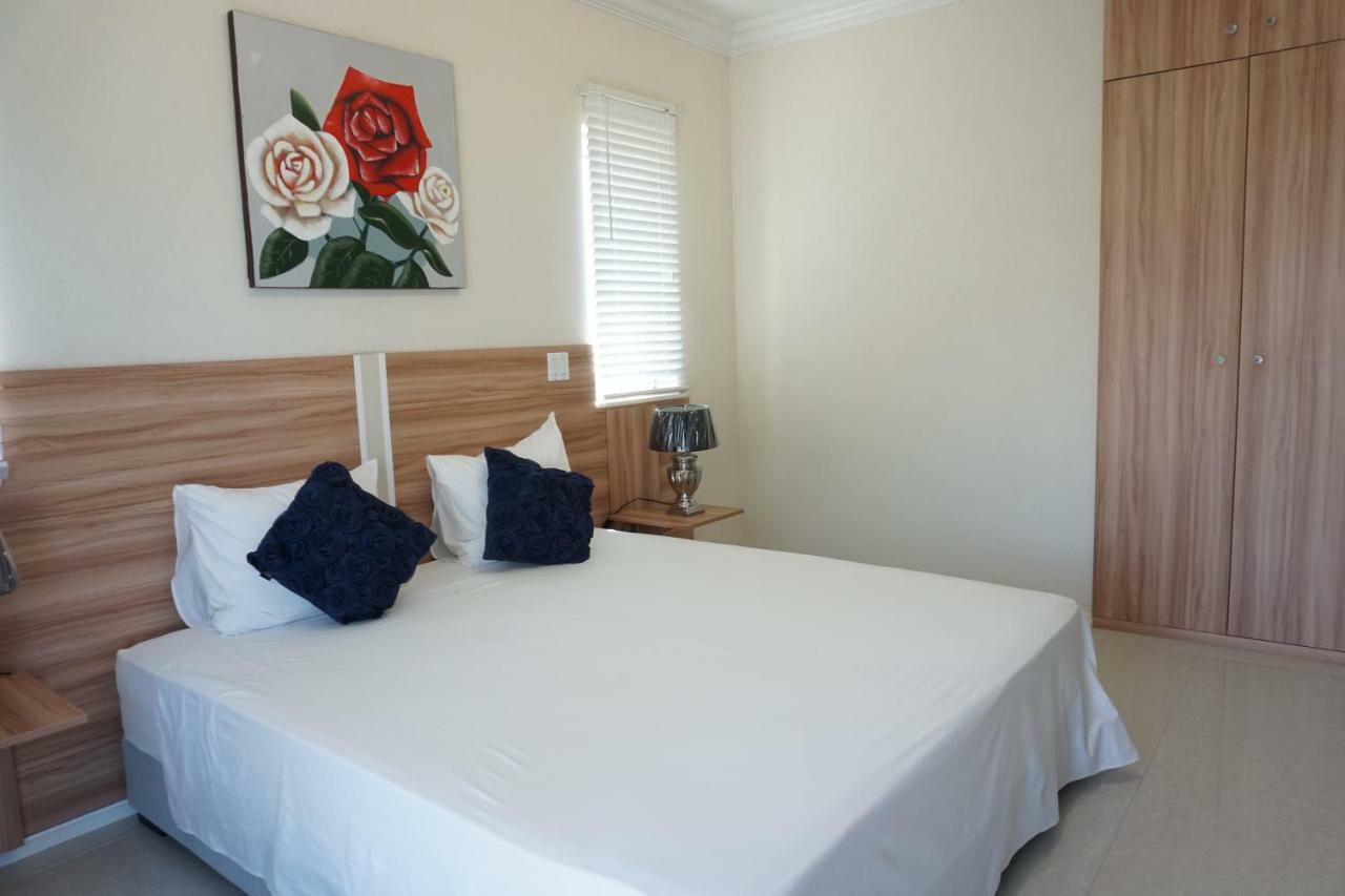 Self Contained Apartment With Private Kitchen Higher Heights, Barbados 크리스트 처치 외부 사진