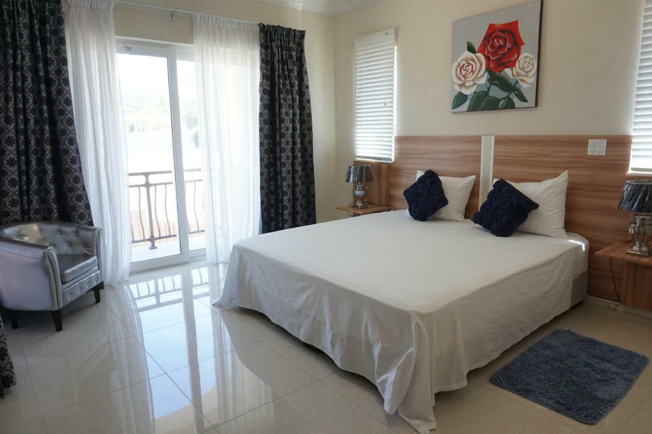 Self Contained Apartment With Private Kitchen Higher Heights, Barbados 크리스트 처치 외부 사진